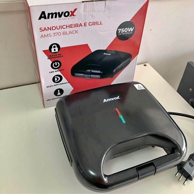 Sanduicheira Amvox AMS 370 Preta 750W - Antiaderente